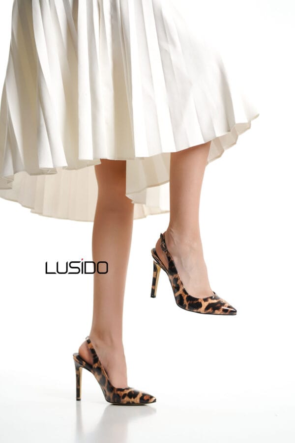 Ангела Леопардни Сандали