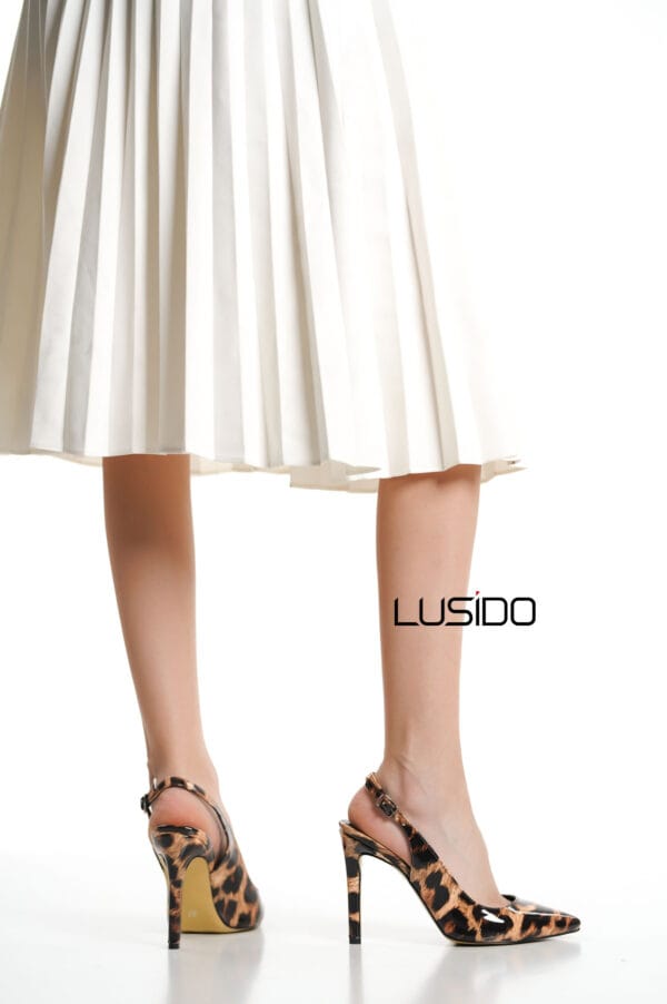 Ангела Леопардни Сандали