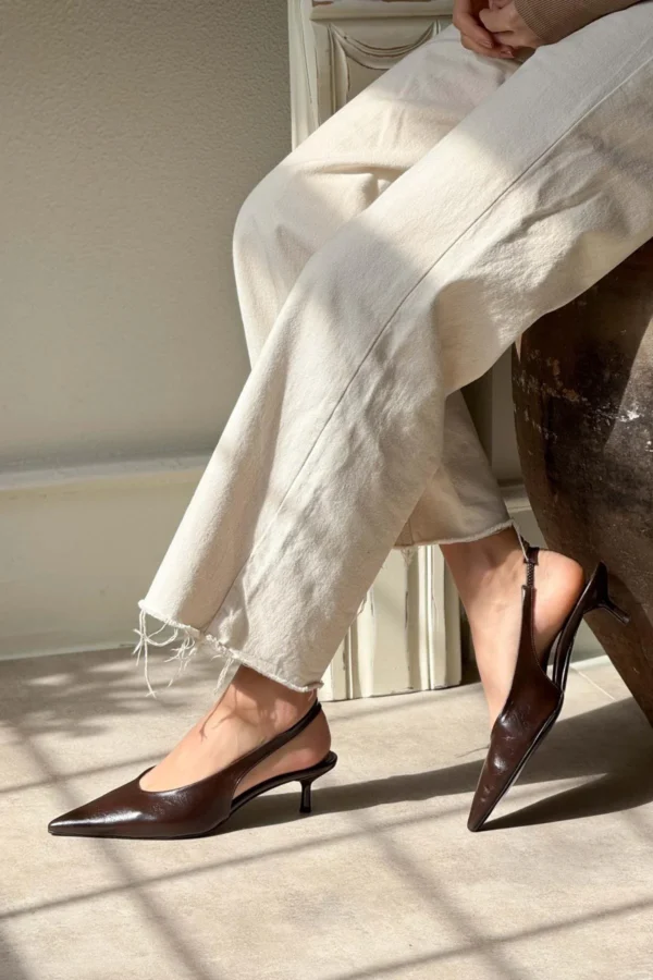 Реа Кафеави Сандали